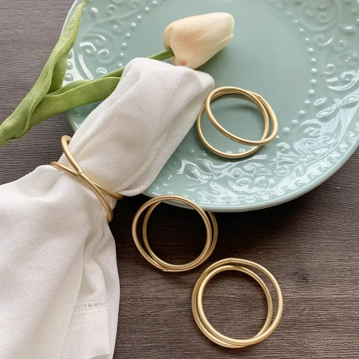 Ronds de serviette dorés en métal - Lot de 4, 6 ou 12 - Univers De La Table