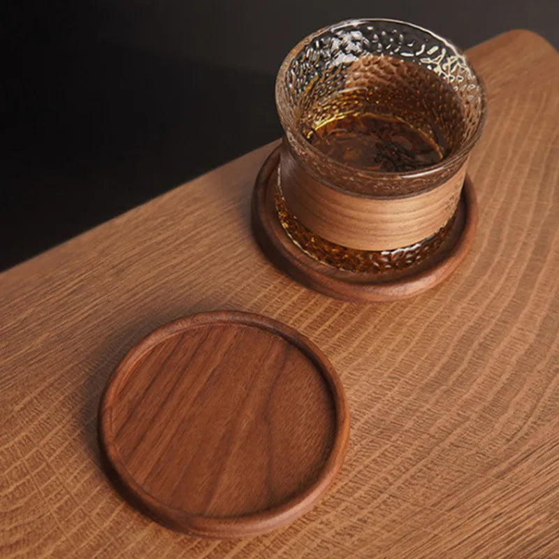 Sous-verre rond en bois de noyer style japonais - Univers De La Table