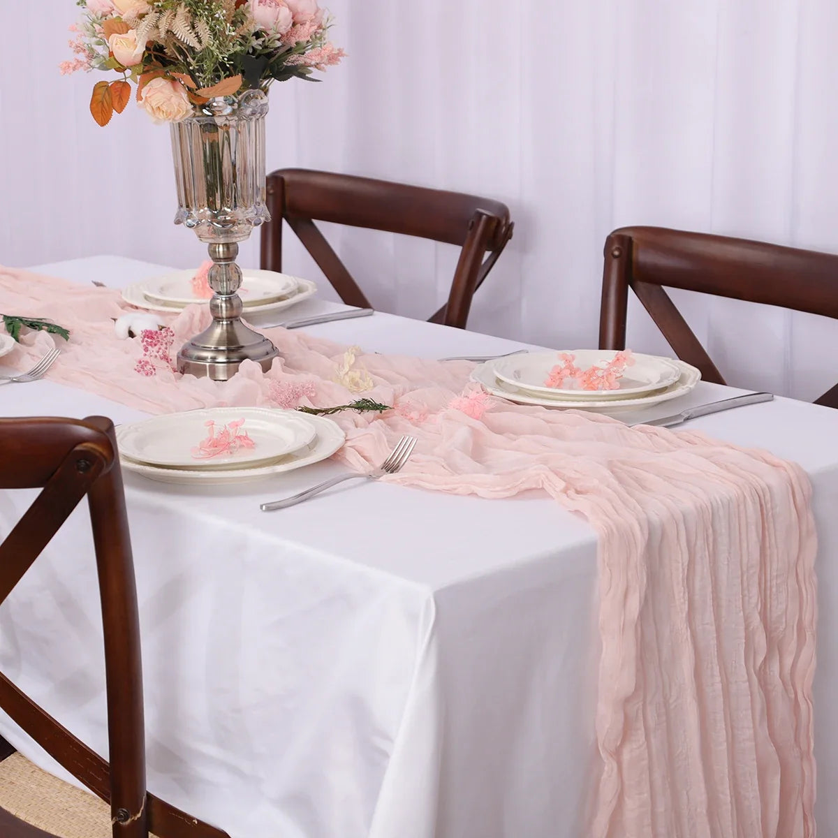 Chemin de table vintage en étamine vert sauge - Univers De La Table
