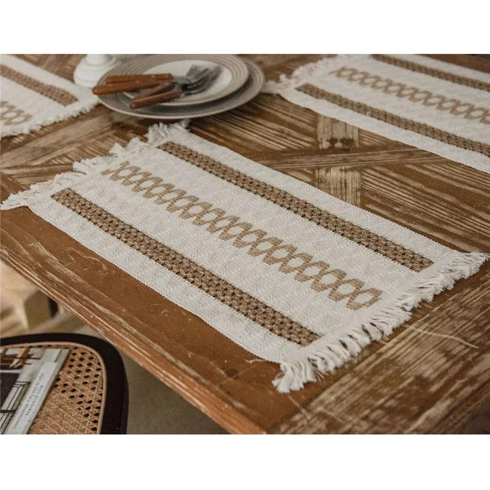 Set de table design noir à traits blancs en lin - Univers De La Table