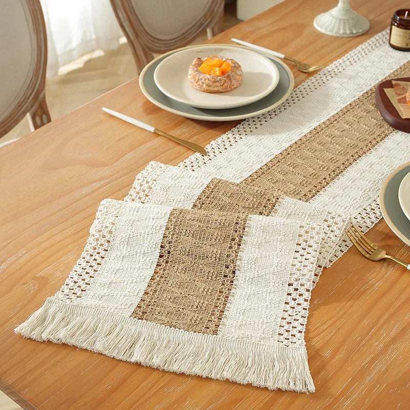 Chemin de table en lin crocheté - 160 ou 180 cm - Univers De La Table
