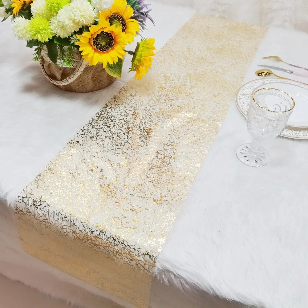 Chemin de table doré ajouré à motif craquelé - Univers De La Table