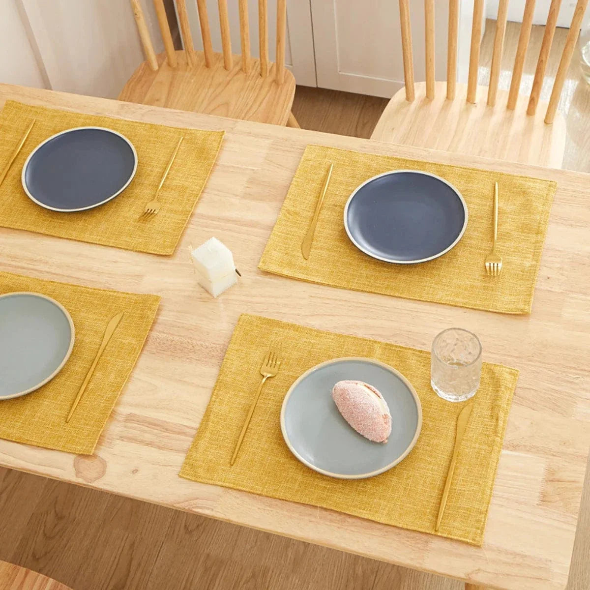 Set de table rectangulaire en lin uni 30 x 46 cm - Univers De La Table