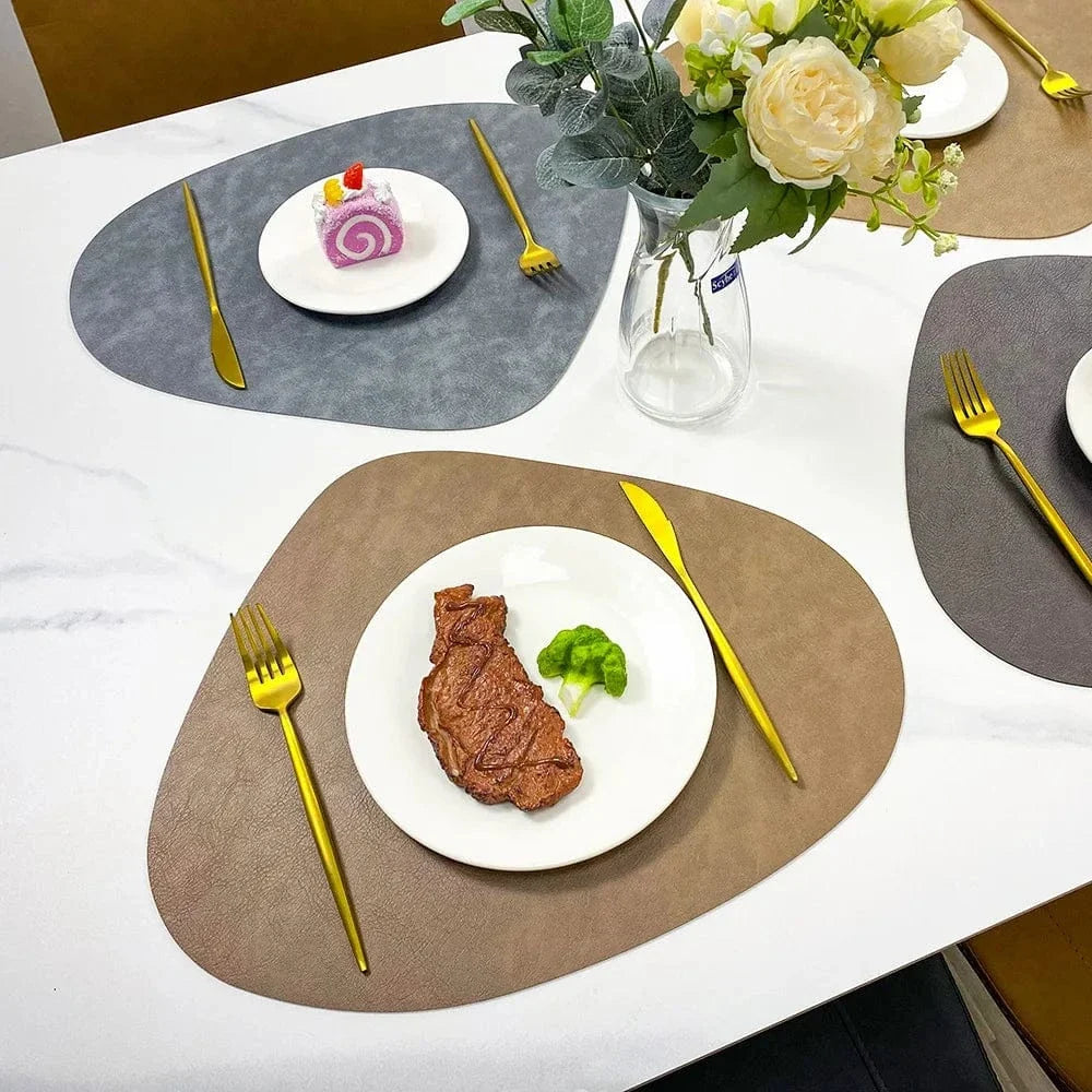 Set de table ovale en simili cuir, 42,5 x 34 cm - Univers De La Table